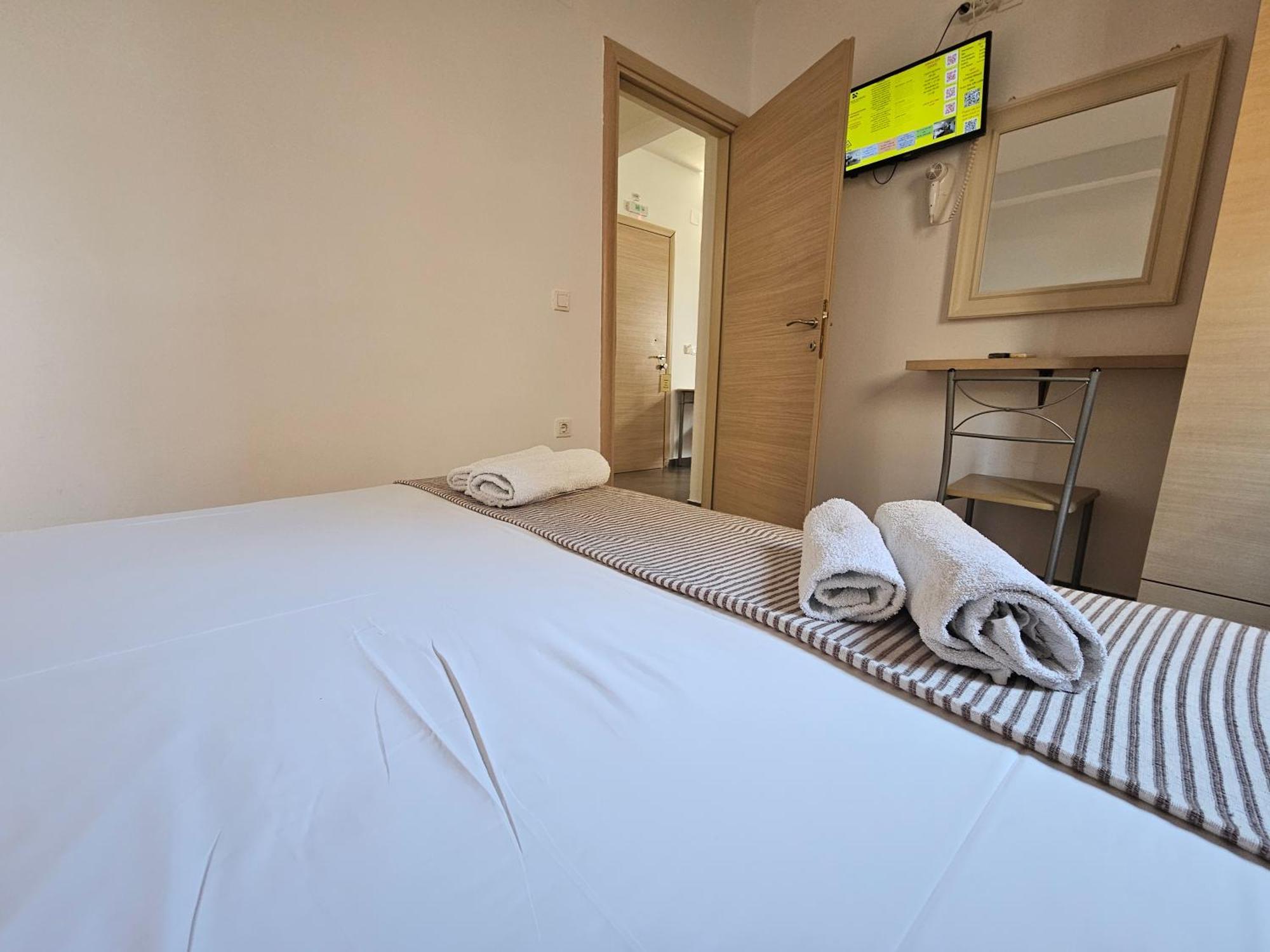 Elounda Sunrise Apartments Extérieur photo