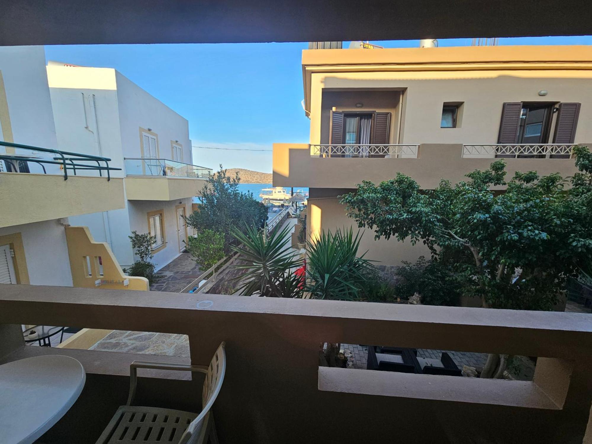 Elounda Sunrise Apartments Extérieur photo